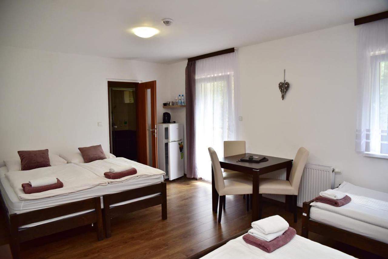 Pension U Krbu Mikulov v Krusnych Horach Exterior photo
