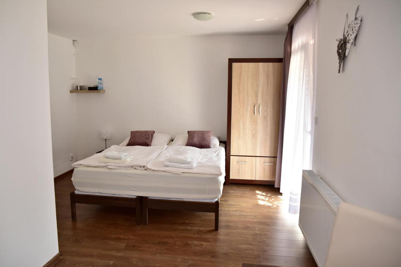 Pension U Krbu Mikulov v Krusnych Horach Exterior photo