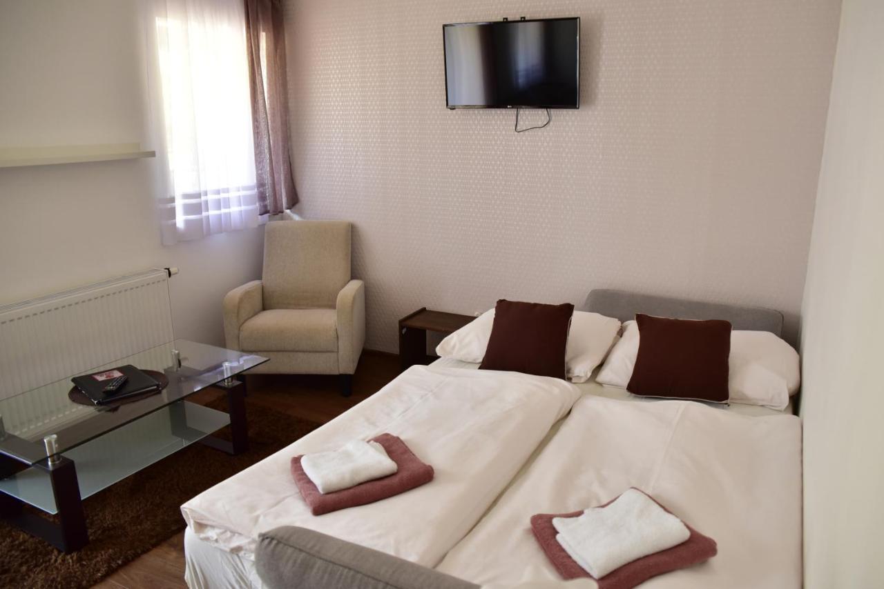 Pension U Krbu Mikulov v Krusnych Horach Exterior photo